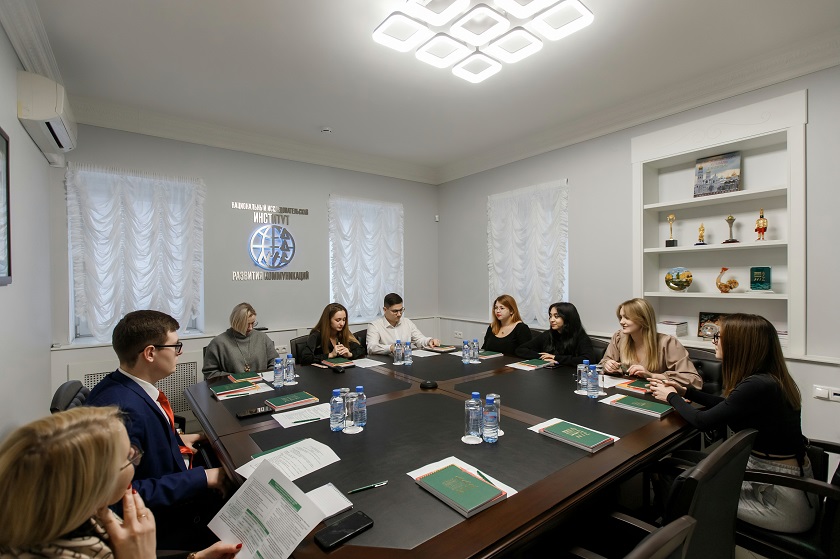 НИИРК – Сентябрьское заседание международного клуба молодых исследователей НИИРК