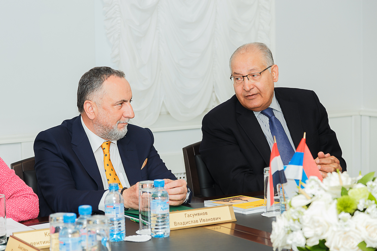 НИИРК – В НИИРК состоялась встреча с Генеральным директором Египетского совета по международным делам (ECFA)
