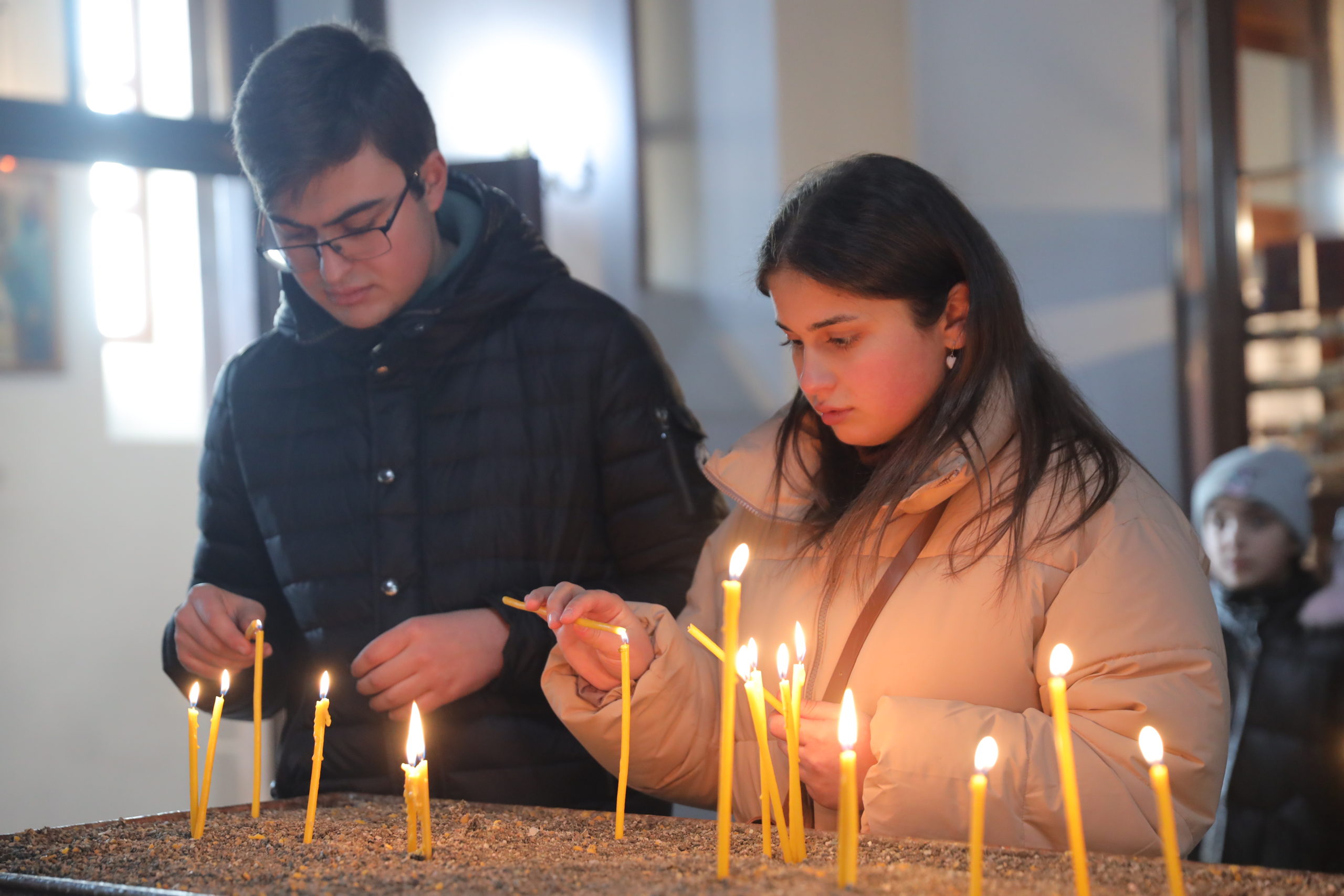 НИИРК – Участники Форума лидеров развития почтили память погибших во время Спитакского землетрясения