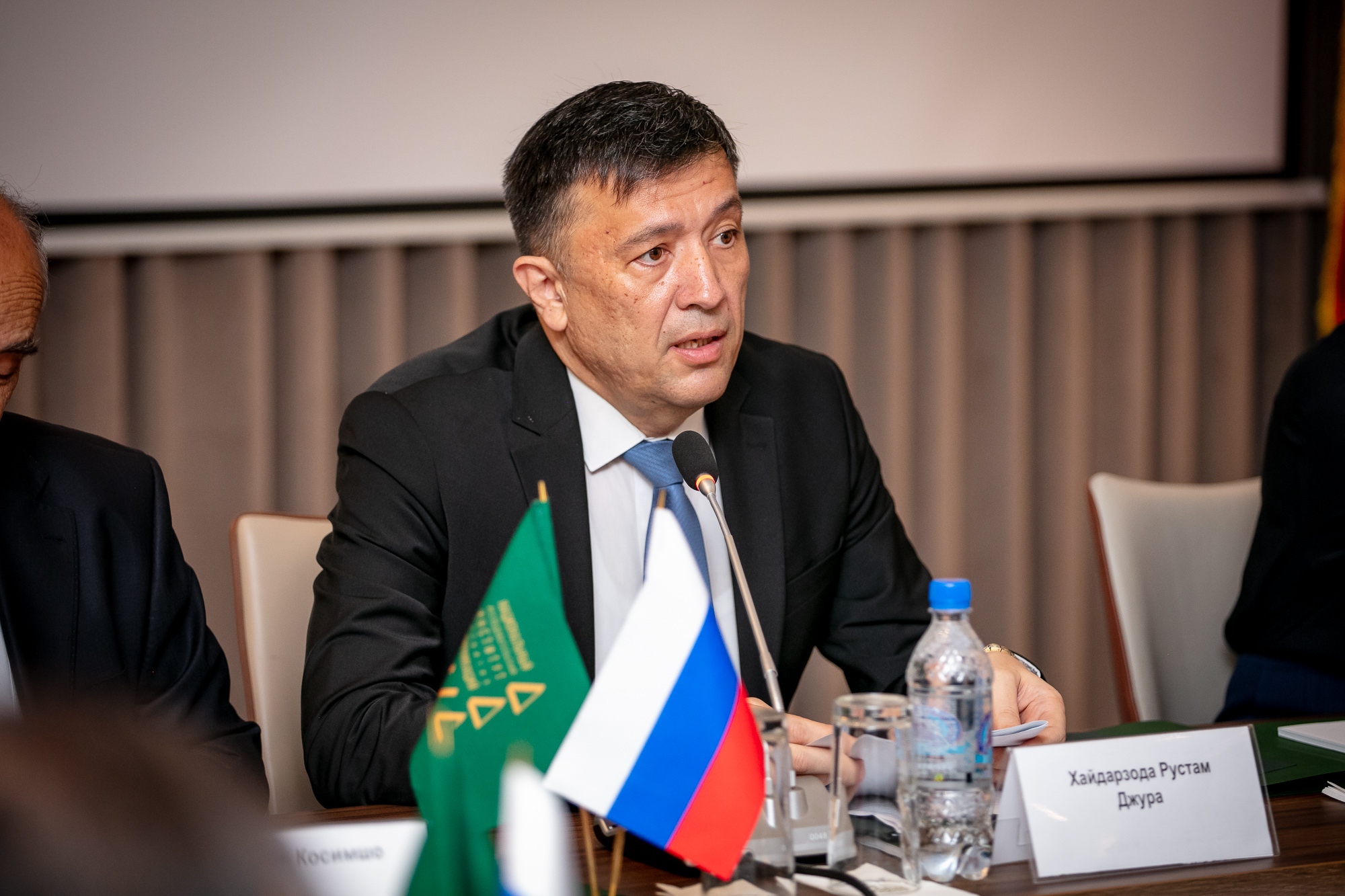 НИИРК – Международная конференция НИИРК продолжила работу в Душанбе