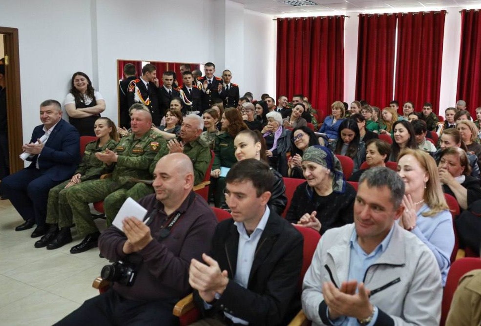 НИИРК – Фонд «МИР-МОСТ-ОСЕТИЯ» учредил именные стипендии для отличников Кадетской школы Южной Осетии