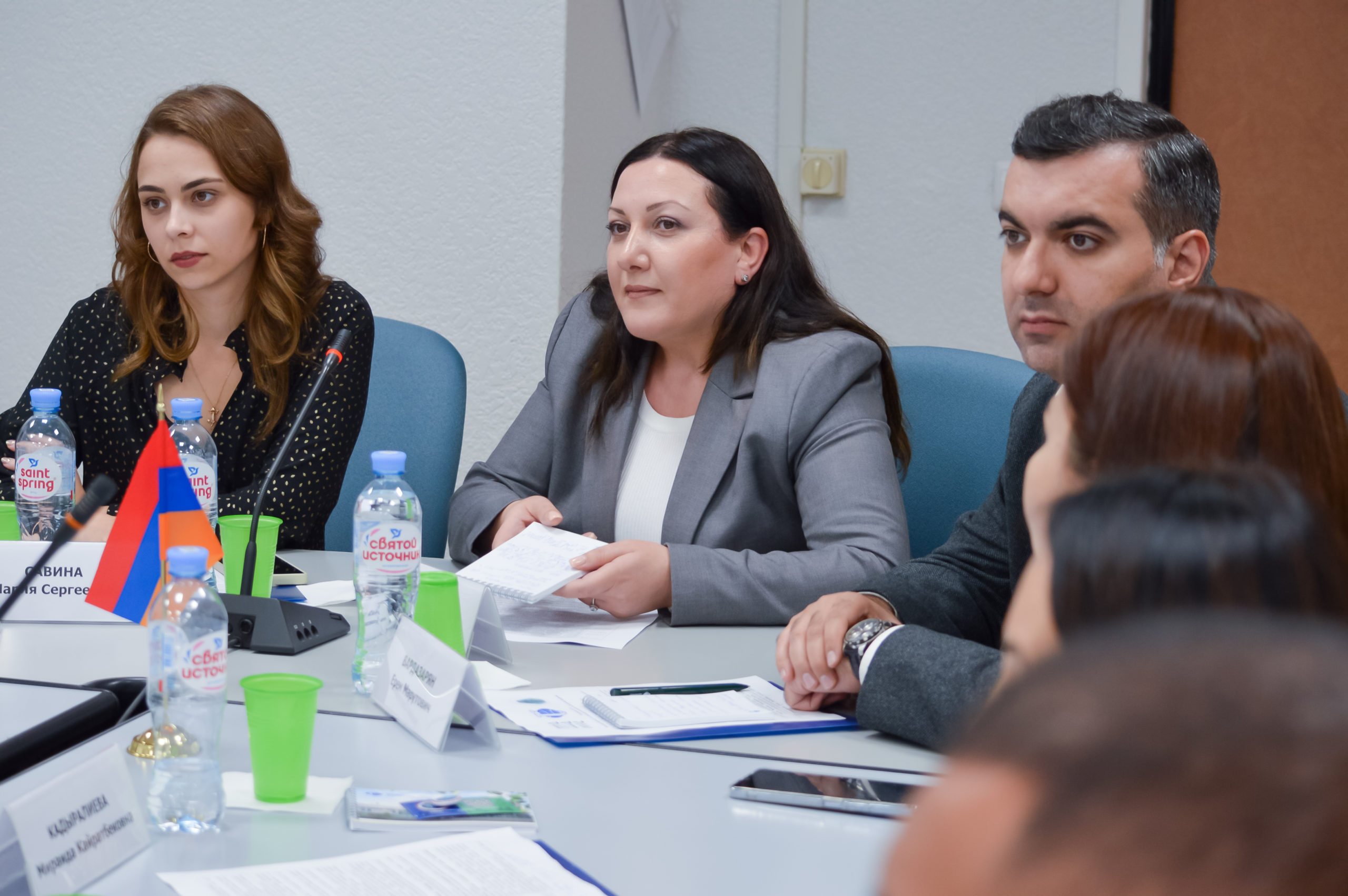 НИИРК – «Многовекторность во внешней политике» обсудили участники Программы мобильности НИИРК с российскими экспертами