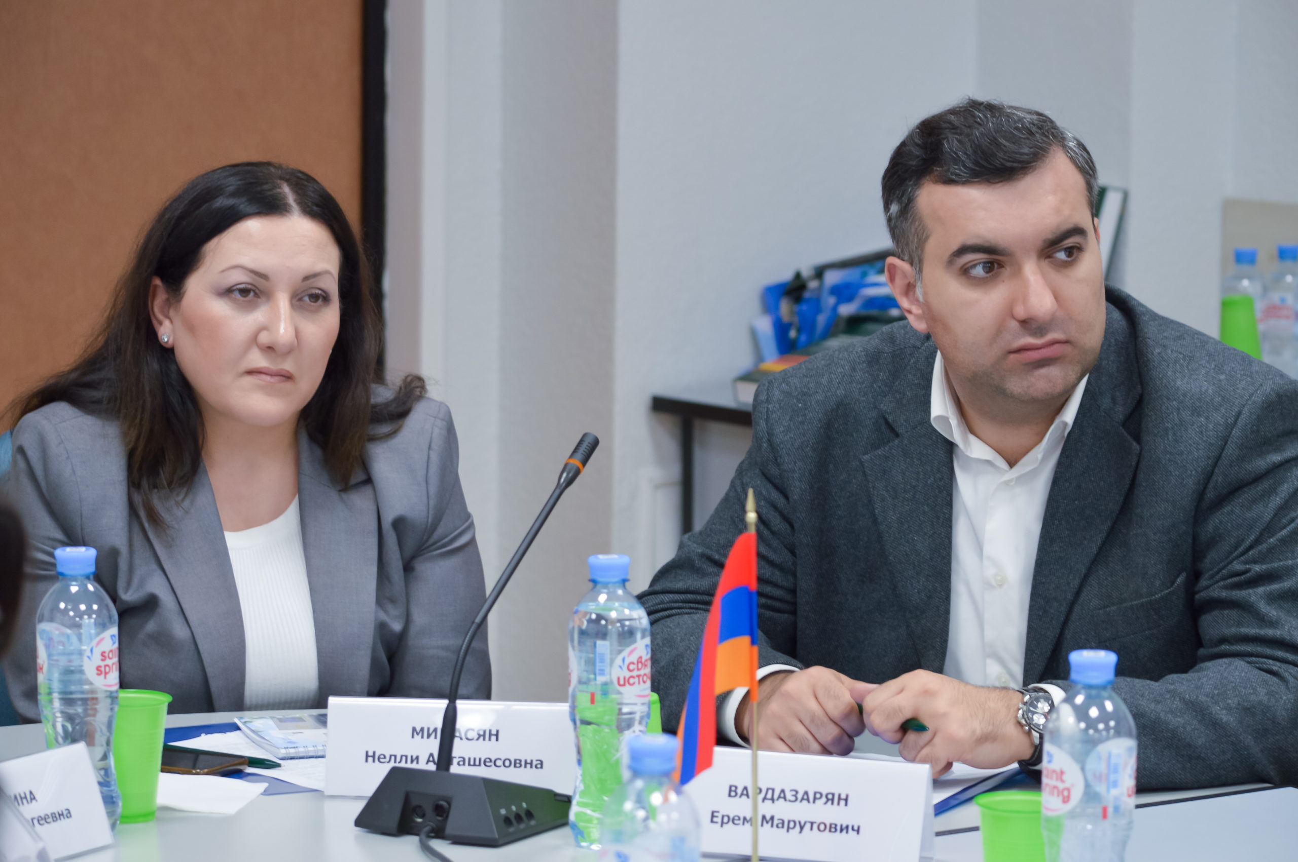 НИИРК – «Многовекторность во внешней политике» обсудили участники Программы мобильности НИИРК с российскими экспертами