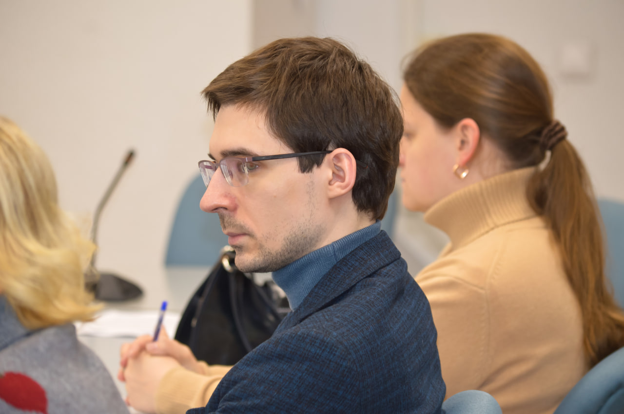 НИИРК – При поддержке НИИРК эксперты обсудили «Технологии работы с иностранными гражданами-выпускниками страновых образовательных программ»