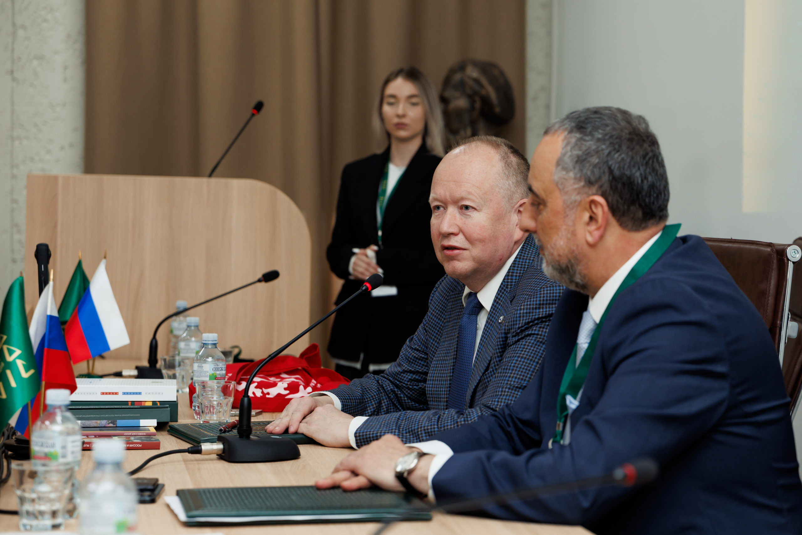 НИИРК – Директор НИИРК подписал соглашение о сотрудничестве с ФГБУН Ордена Дружбы народов ИЭА имени Н. Н. Миклухо-Маклая РАН