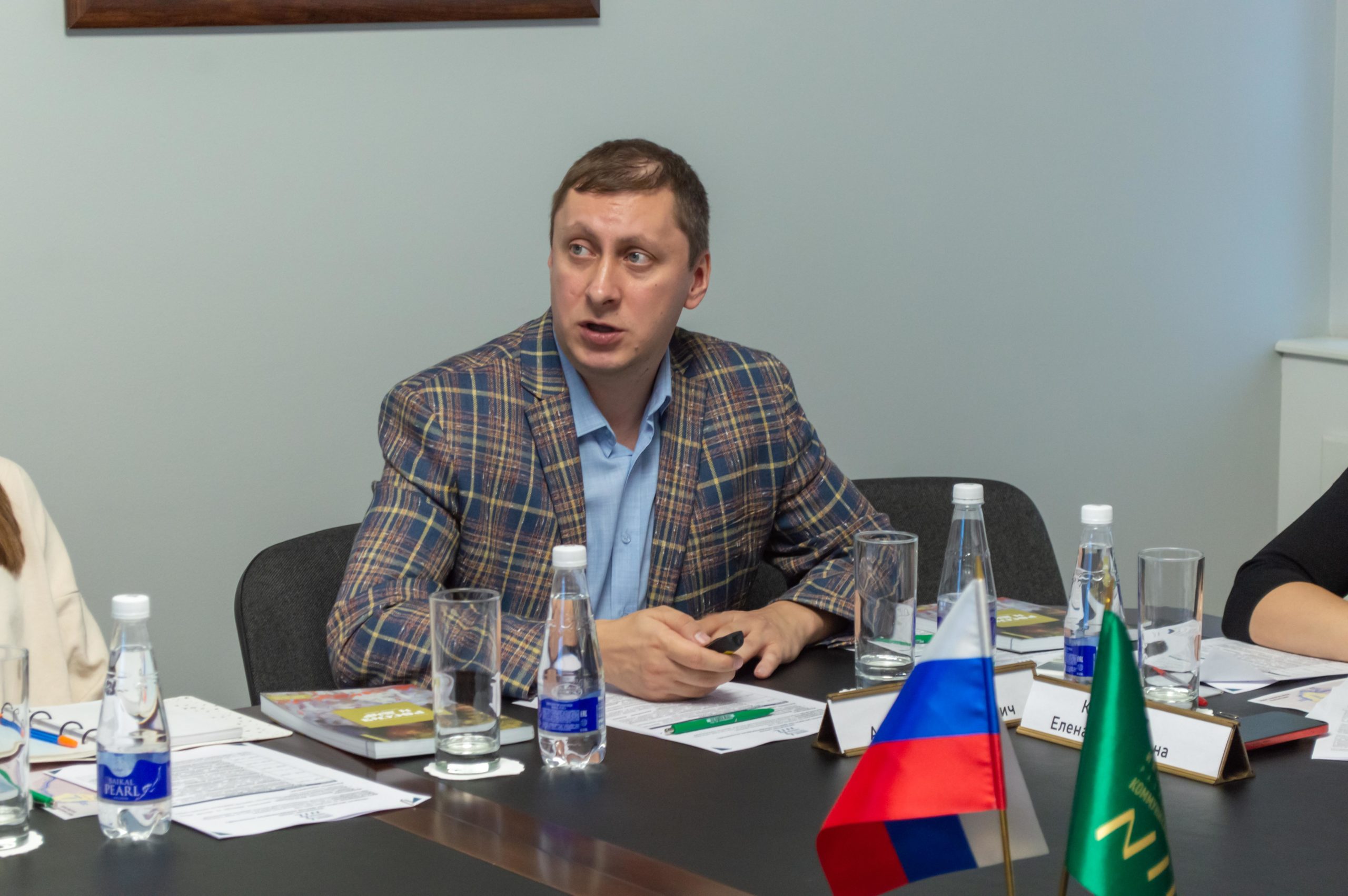 НИИРК – В НИИРК обсудили водные ресурсы как фактор международных отношений