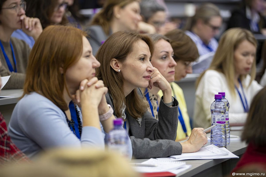 НИИРК – Елена Кузьменко представила исследование об образе Узбекистана в немецком медиадискурсе на конференции «Магия ИННО»