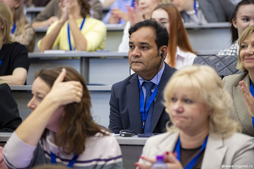 НИИРК – Елена Кузьменко представила исследование об образе Узбекистана в немецком медиадискурсе на конференции «Магия ИННО»