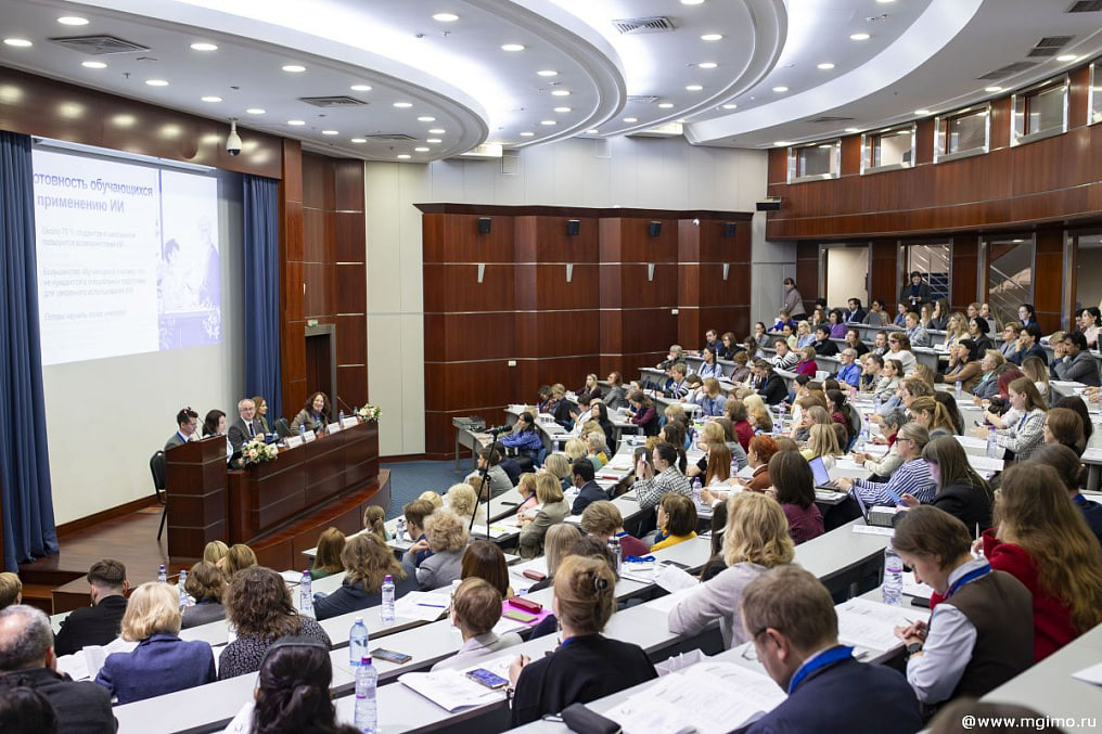 НИИРК – Елена Кузьменко представила исследование об образе Узбекистана в немецком медиадискурсе на конференции «Магия ИННО»