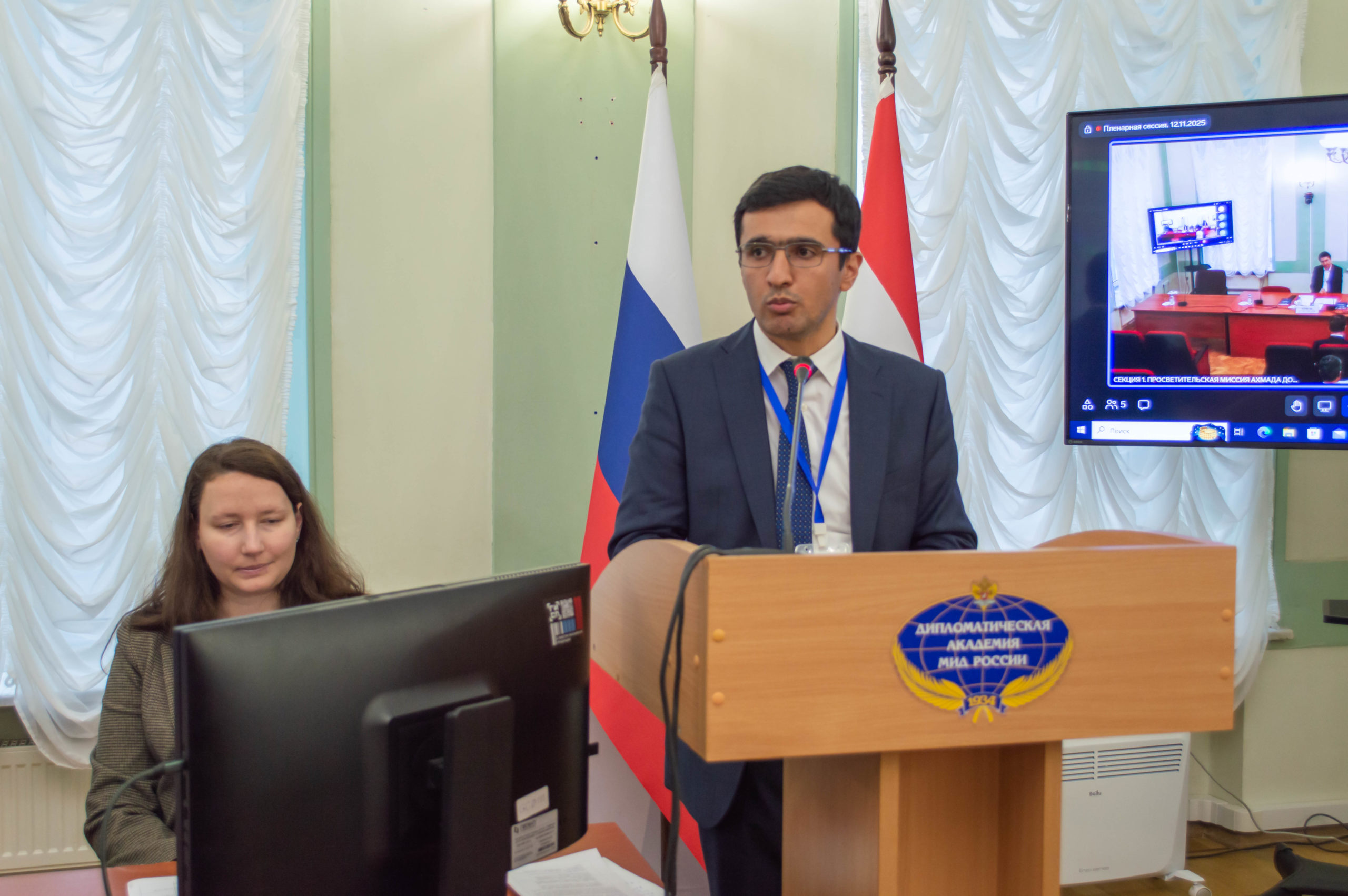 НИИРК – Валентина Комлева, заместитель директора НИИРК по научной работе приняла участие в Международной научно-практической конференции, посвященной Ахмаду Донишу