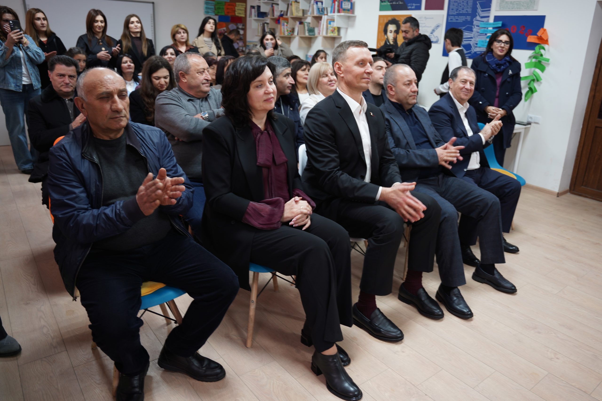 НИИРК – В Центре русского языка и культуры в Гаваре прошла встреча с делегацией из Новороссийска