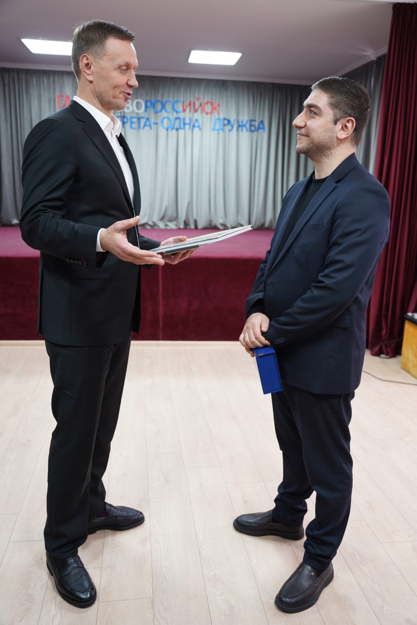 НИИРК – В Центре русского языка и культуры в Гаваре прошла встреча с делегацией из Новороссийска