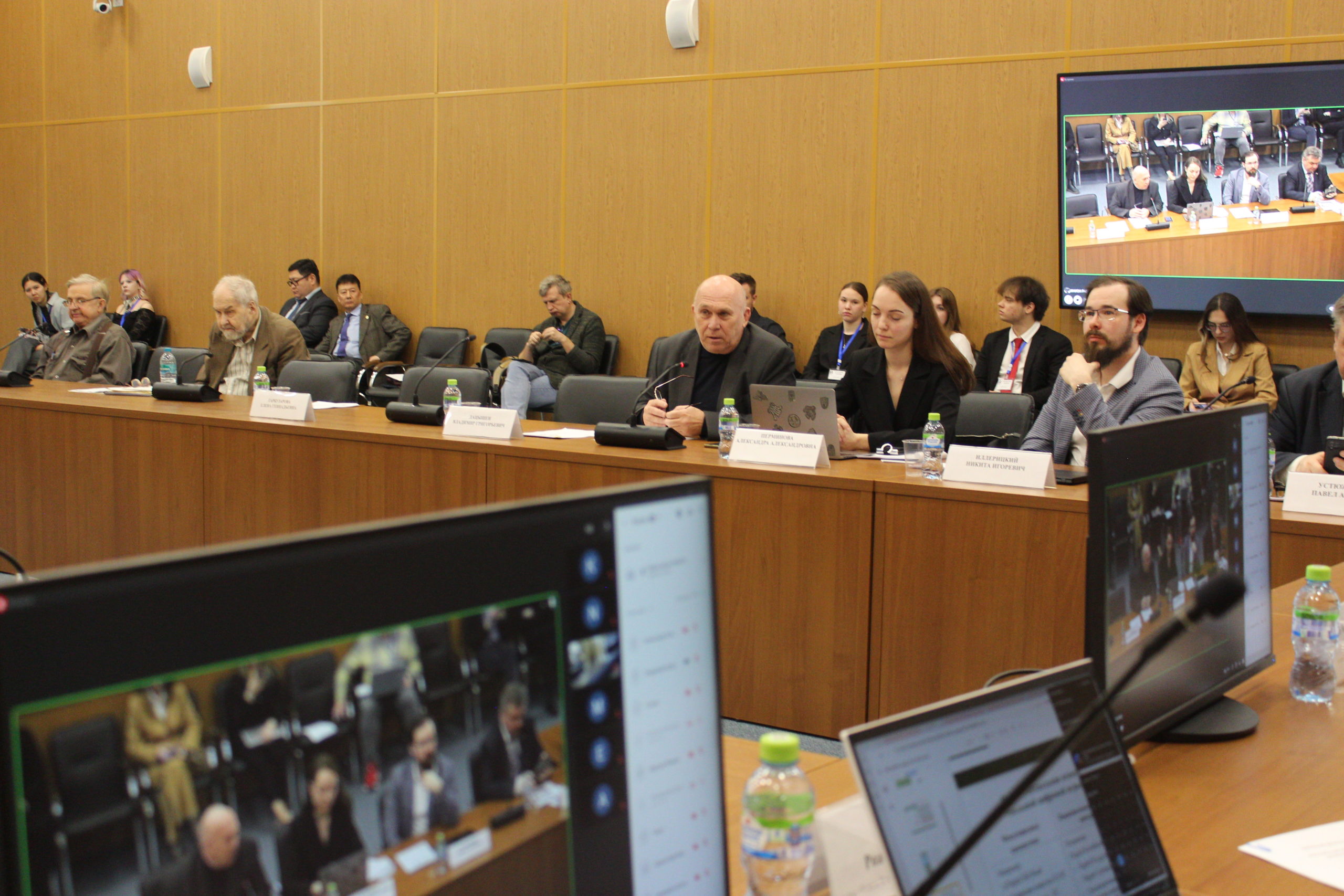 НИИРК – Валентина Комлева сделала доклад на конференции «Россия и Китай в Средней Азии: политика, экономика, наука и образование»