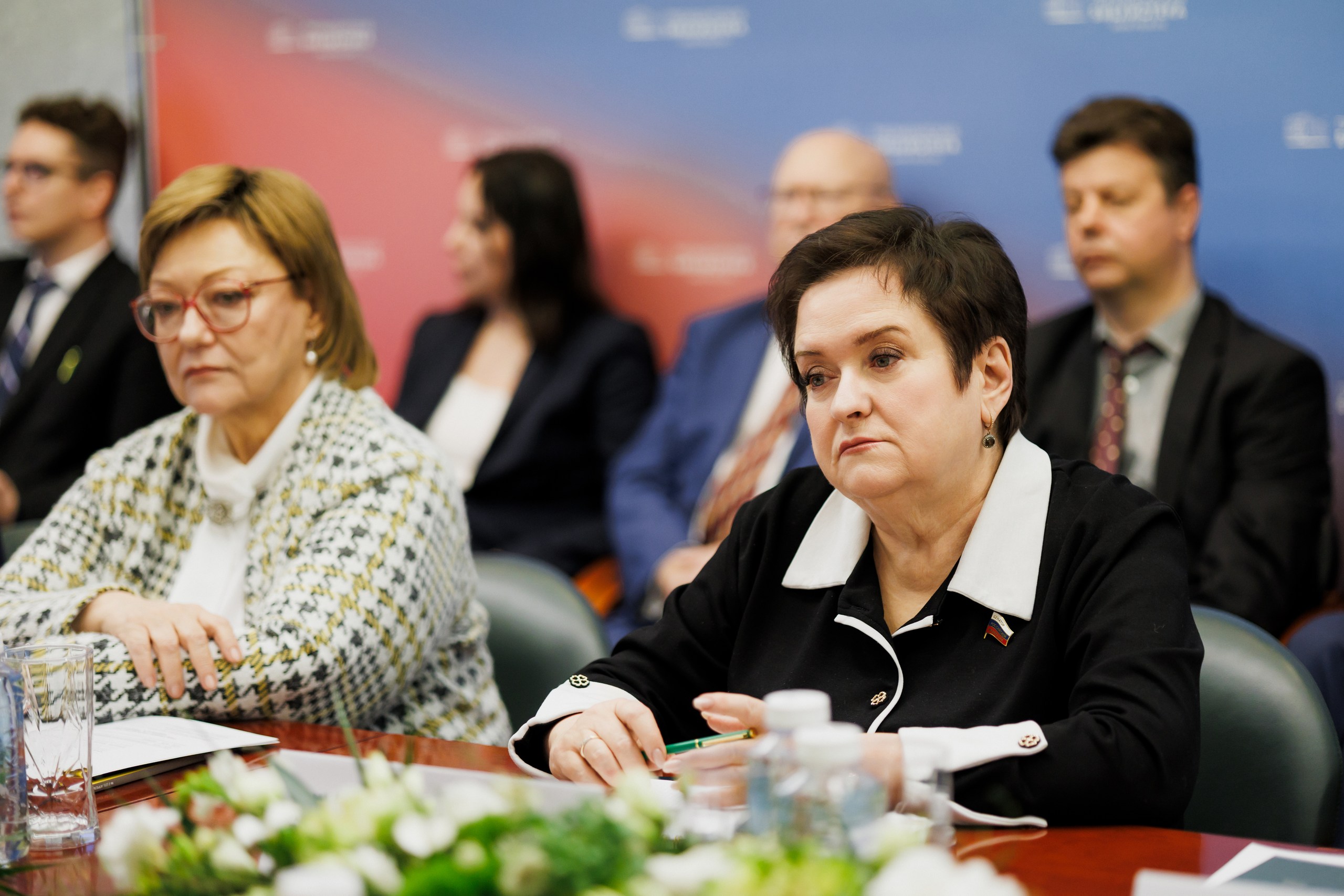 НИИРК – III Трубниковские чтения: элиты постсоветского пространства и стратегии взаимодействия