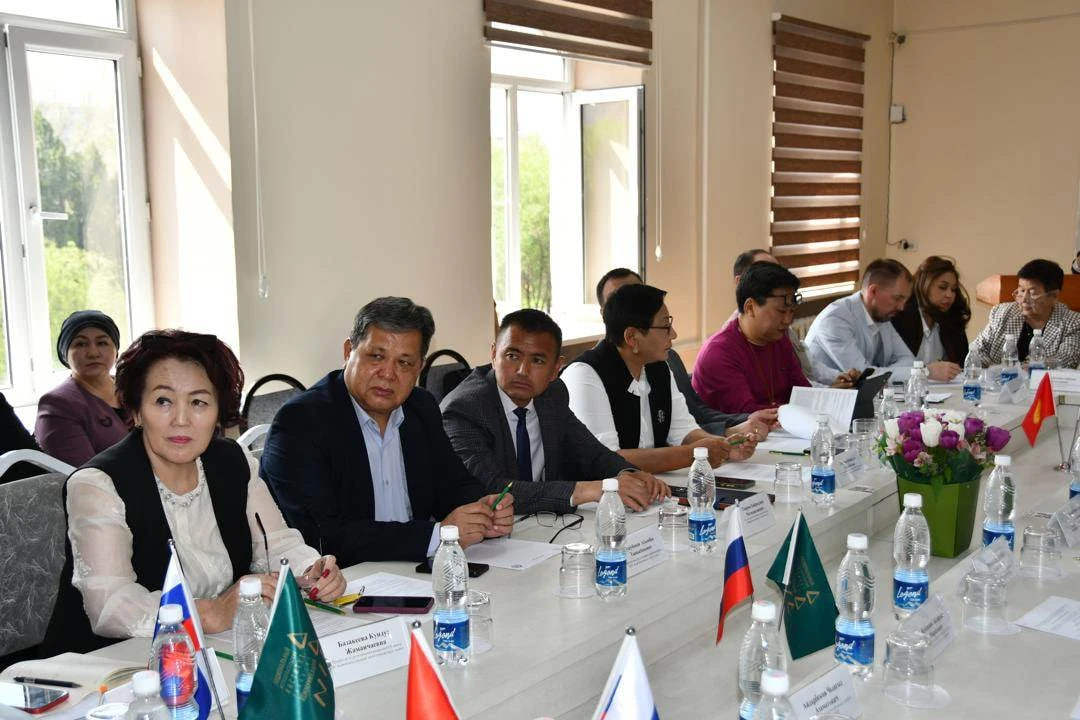 НИИРК – В Бишкеке прошла первая зарубежная сессия X Международной конференции «Россия и мир: диалоги – 2026. Новая реальность»