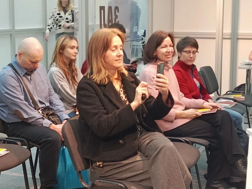 НИИРК – Север как язык культуры: на ярмарке non/fiction представили книгу «Образы Севера»