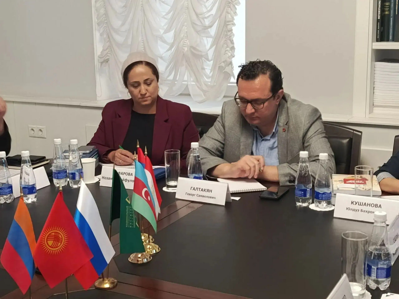НИИРК – От семинаров к работе с источниками: участники академической мобильности НИИРК приступили к исследованиям